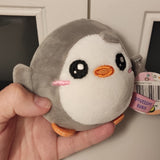 Peluche Pinguino Squishy Kuki Famosa - iPeluches
